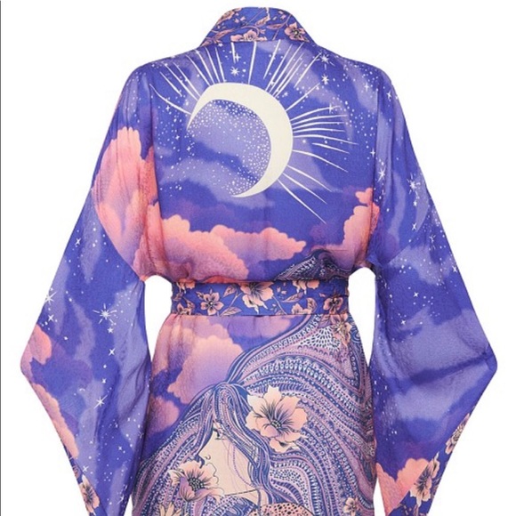 $385 cross posted 🌙 Spell Luna Short Robe Purple - Picture 3 of 3